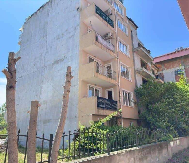 Bright 1-bedroom apartment, 55 sq.m., located in Nessebar, just 300 meters from the sea. Perfect for.