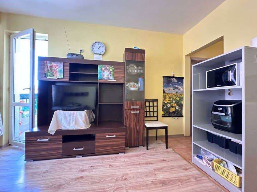 Comfortable 55 sq.m. apartment with modern furnishings, close to the beach in Nessebar, Cherno More.