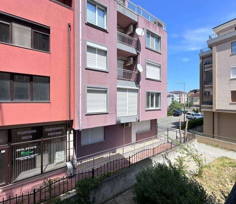 Apartment with 1 bedroom, 55 sq.m., located in Nessebar near the sea.