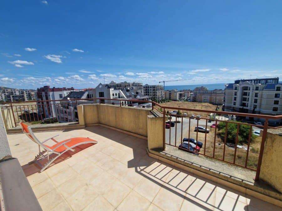 Top floor studio with panoramic terrace and sea views in Sveti Vlas, Bulgaria.