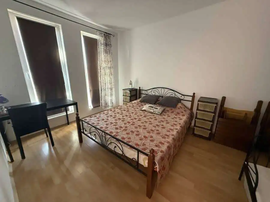 Bright 1-bedroom apartment with modern furnishings and natural light. Perfect for comfortable living.