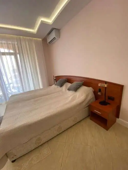 Bright studio with pool view in Palazzo, Sunny Beach.