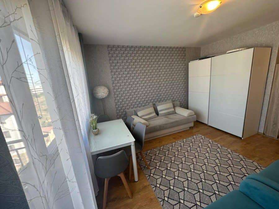 Top floor studio apartment with pool views, 34 sq.m., in Apollon complex, Ravda.