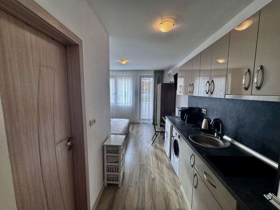 Ground floor studio with garden views, 31 sq.m. in Apollon apartments, Ravda Studio apartment with garden views, 31 sq.m., located on the ground floor of Apollon complex in Ravd.