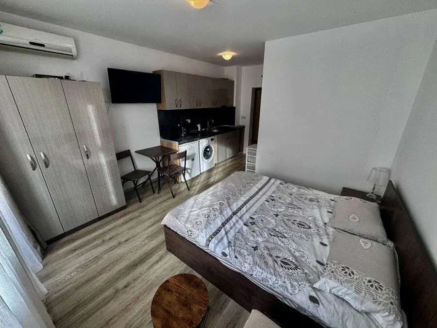 Bright studio apartment with garden views in Apollon Ravda, 31 sq.m.