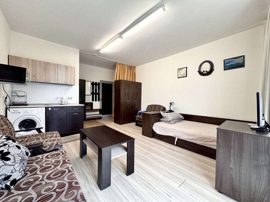 Fully furnished studio apartment in Sunny Beach, 38.52 sq.m., near the beach.