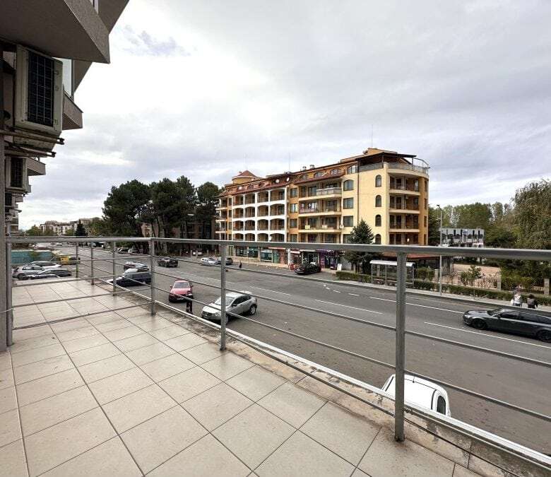 Bright studio apartment, 38.52 sq.m., in Perla, Sunny Beach, close to the beach.