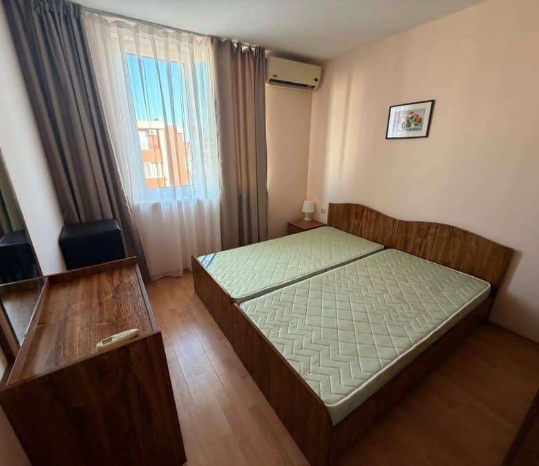 Top floor 2-bedroom apartment with sea view in Holiday Fort Club, Sunny Beach.