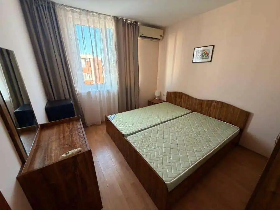 Top floor 2-bedroom apartment with sea view in Holiday Fort Club, Sunny Beach.