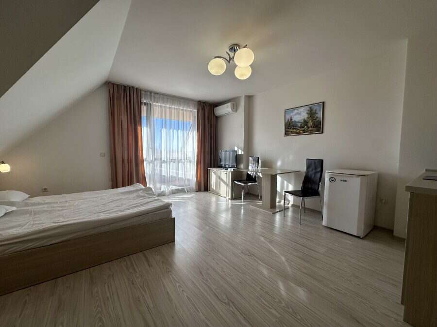 Furnished studio with kitchen, 55 sq.m., in Tarsis Club and SPA, Sunny Beach, Bulgaria.