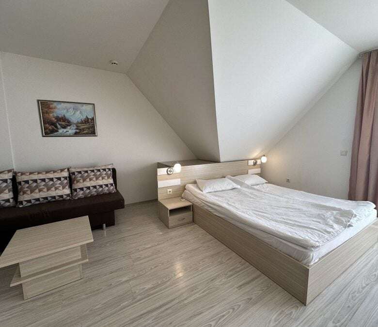 Furnished studio apartment with kitchen, 55 sq.m., located in Tarsis Club and SPA, Sunny Beach. Perf.
