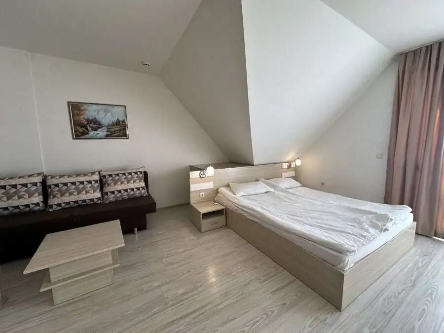 Furnished studio apartment with kitchen, 55 sq.m., located in Tarsis Club and SPA, Sunny Beach. Perf.