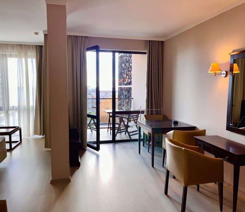 Bright studio with balcony overlooking the sea in Barcelo Royal Beach, Sunny Beach.