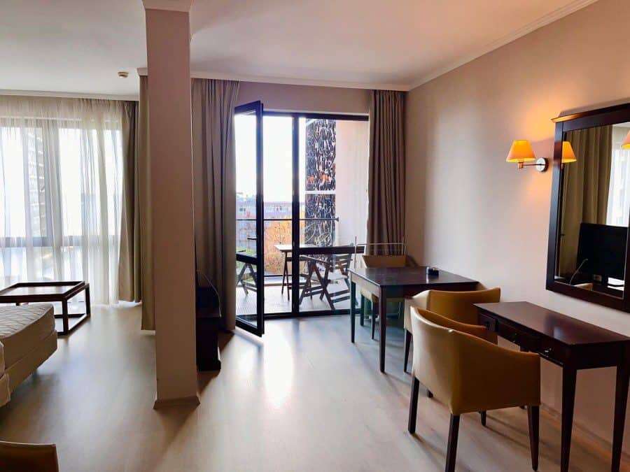 Bright studio with balcony overlooking the sea in Barcelo Royal Beach, Sunny Beach.