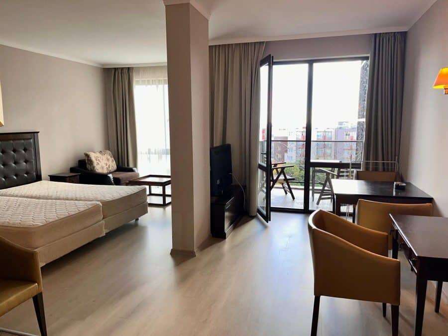 Sea view studio apartment in Barcelo Royal Beach, Sunny Beach, 56 sq.m.