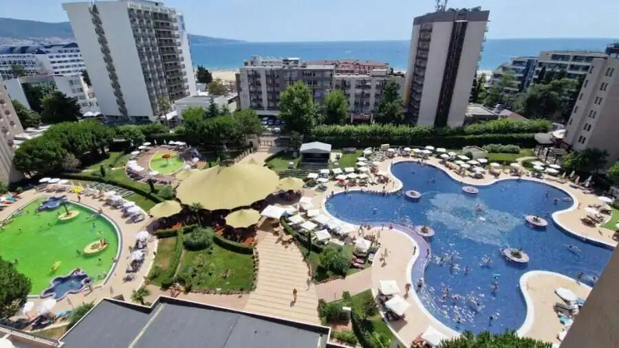 Sea view studio apartment in Barcelo Royal Beach, Sunny Beach, with access to pools and lush gardens.