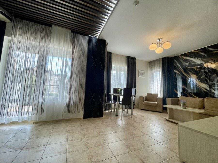 Apartment with pool view, 1 bedroom, 70 sq.m., in Belle Air, Sveti Vlas, close to the sea.