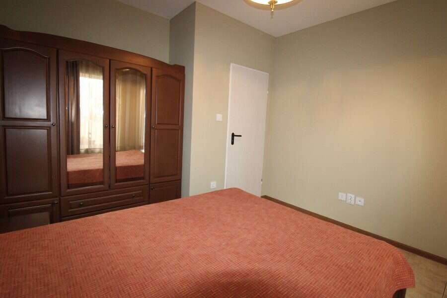 Bright interior of a 2-bedroom ground floor apartment near the sea in Sveti Vlas. Perfect for comfor.