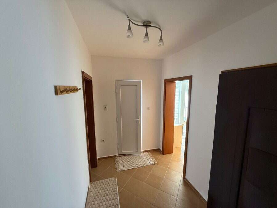 Bright interior of a spacious 84 sq.m. apartment near the sea.