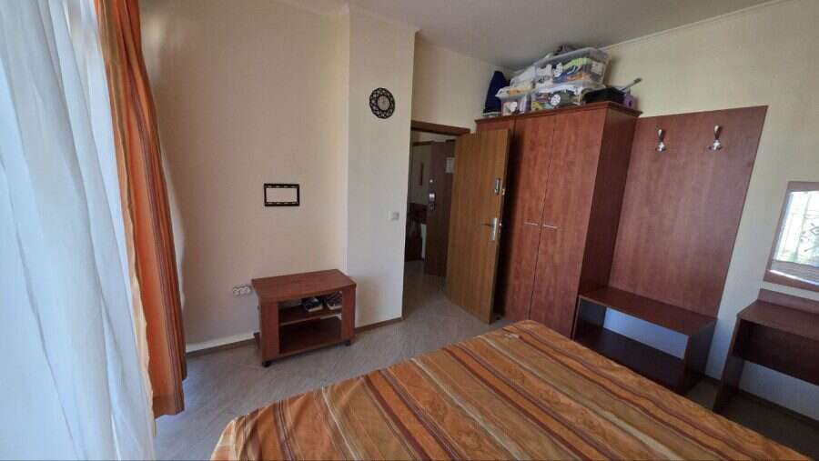 Apartment with pool view, 1 bedroom, in Palazzo, Sunny Beach, perfect for relaxation.