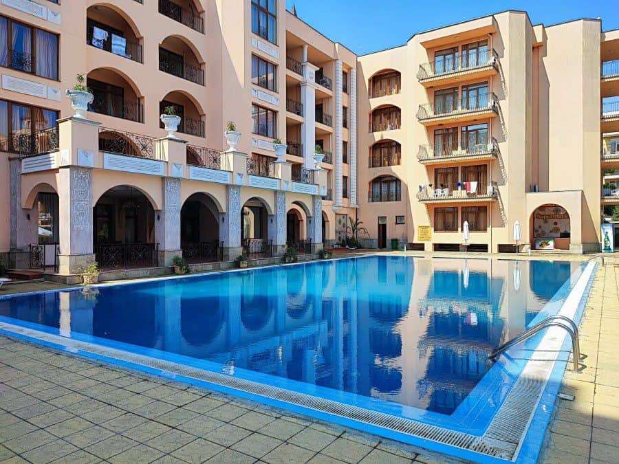 Modern 1-bedroom apartment with pool view in Palazzo, Sunny Beach, 72 sq.m.