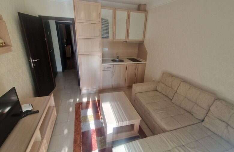 Bright 1-bedroom apartment with pool view in Harmony Suites, Sunny Beach. 60 sq.m. of comfortable li.