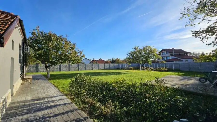 Recently refurbished 2-bedroom bungalow with garden near Sunny Beach, Bulgaria.