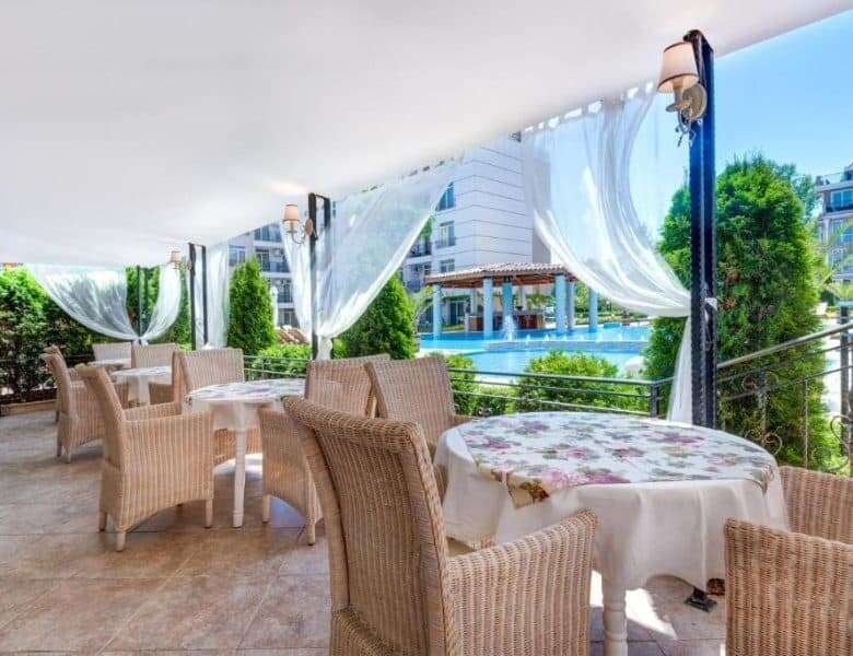 Bright 1-bedroom apartment with 47 sq.m. in Dawn Park, Sunny Beach, ideal for relaxing holidays.