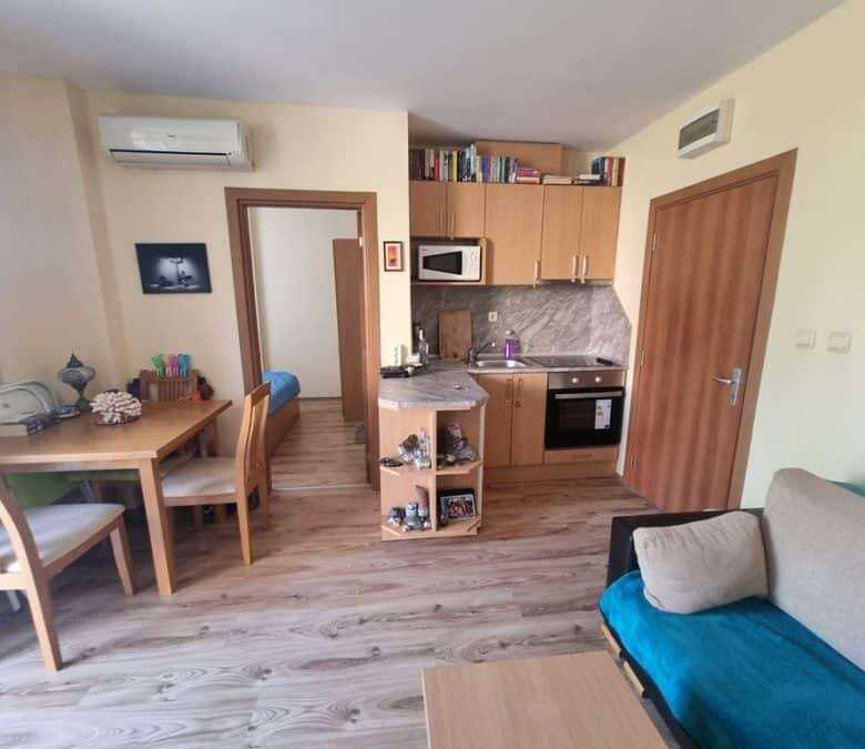 Bright interior of a 1-bedroom, 47 sq.m. apartment in Dawn Park, Sunny Beach, perfect for holiday or.