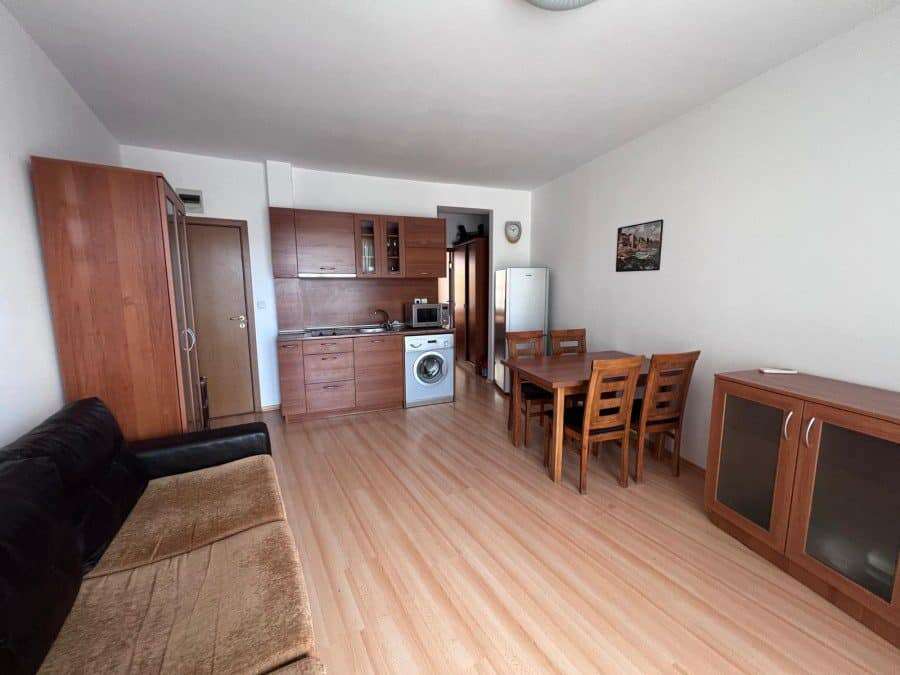 Bright 1-bedroom apartment with pool view in Sunny Day 3 Premium, Sunny Beach. 62 sq.m. living space.