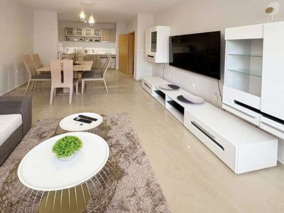 Modern 1-bedroom apartment in Sunflower complex, Sunny Beach, 450m from the sea.
