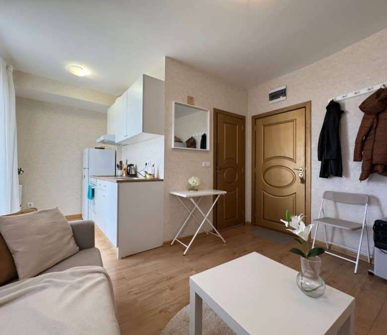 Bright interior of a fully furnished 30 sq.m. studio apartment in Aphrodite Park, Sunny Beach.