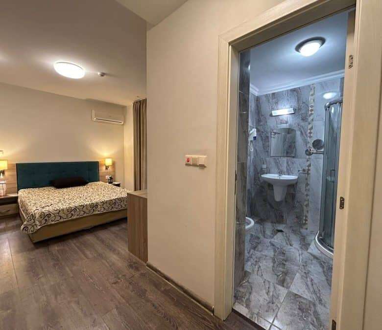 Cozy studio apartment with a compact kitchen and bathroom in Tarsis Club, Sunny Beach.