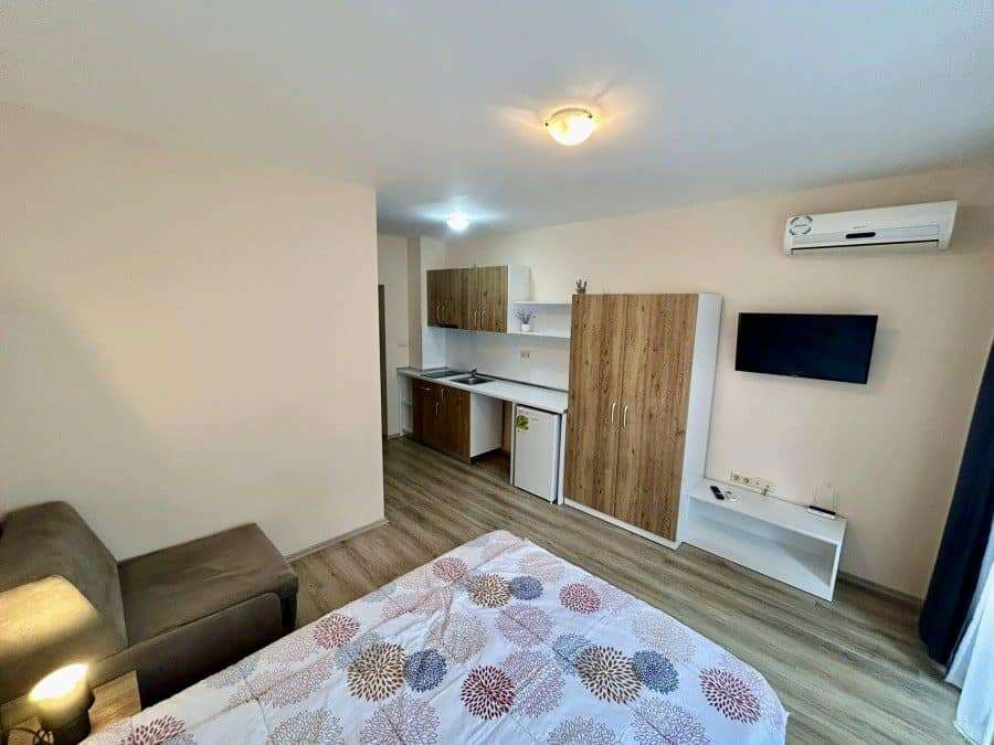 Studio apartment with garden views, 31 sq.m., in Ravda, fully furnished.