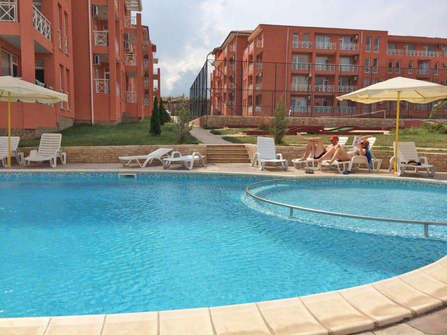 Fully furnished 27 sq.m. studio in Sunny Day 6, Sunny Beach with pool view.