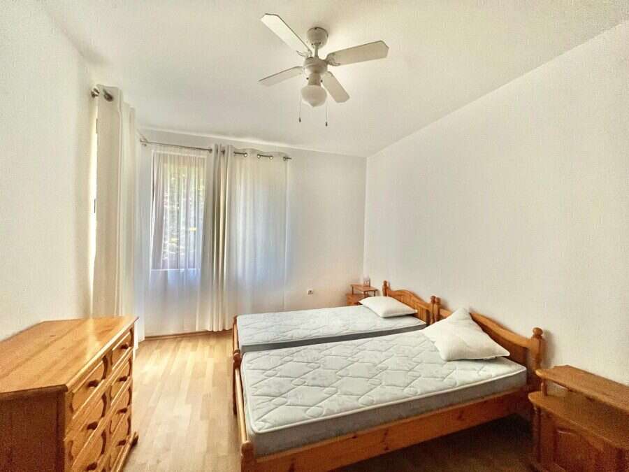 First sea line! 2 BED apartment, 95 sq.m., for sale in Global city, Nessebar Sea view 2-bedroom apartment with 95 sq.m. in Nessebar's Global city, close to the beach and ameniti.