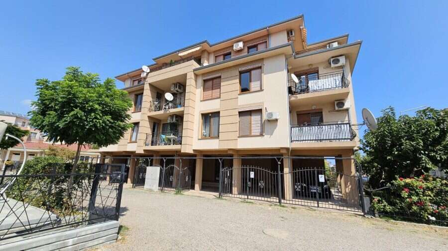 Modern 1-Bed Furnished Apartment in Ravda Comfortable fully furnished 1-bedroom apartment near the beach in Ravda, Bulgaria. Ideal for holiday.
