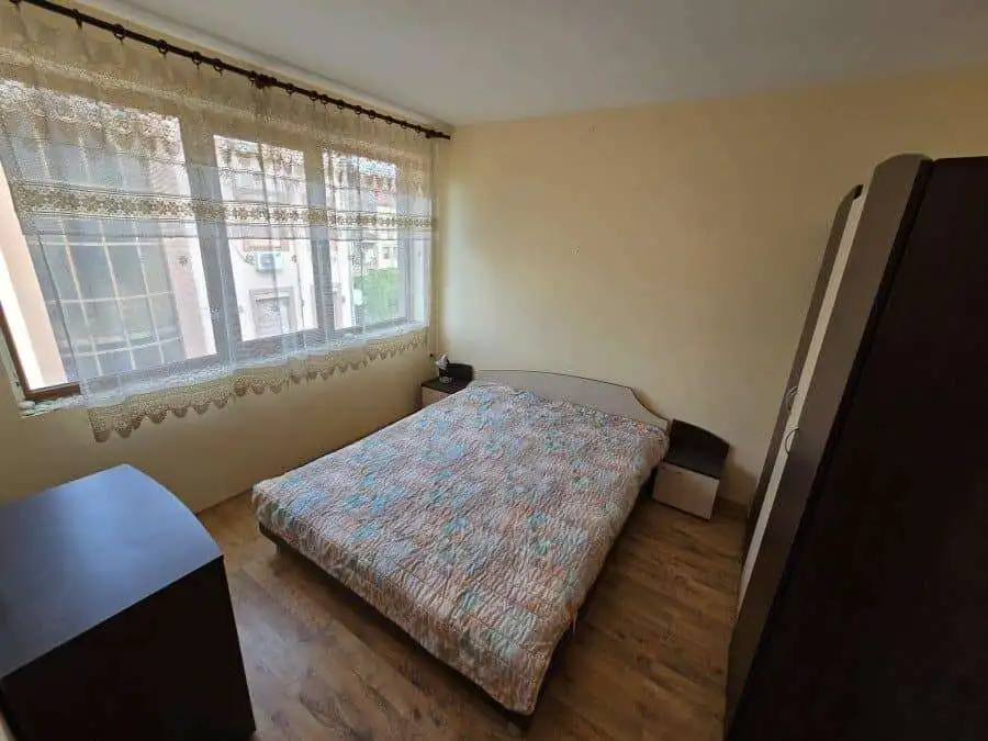 Comfortable bedroom with a large window and natural light in Elitonia 2, Ravda.
