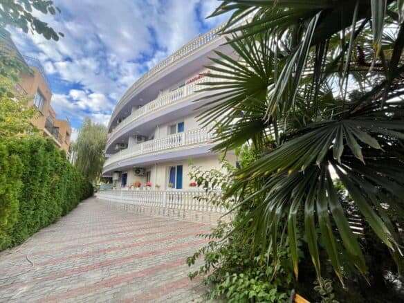 Sea view 1 bedroom apartment, 58 sq.m., in Nessebar, 30 m to the beach.