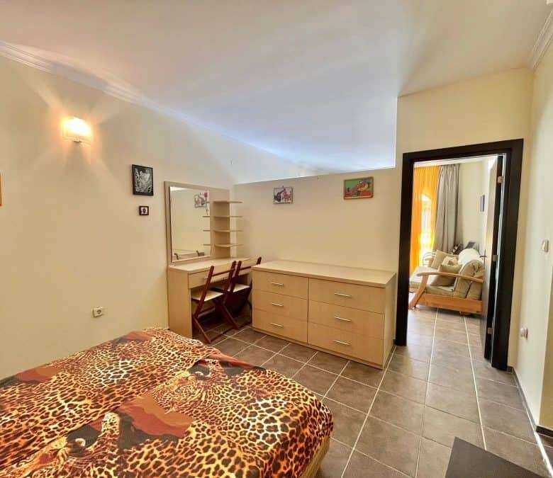 Ground floor studio apartment near the sea in Sveti Vlas.