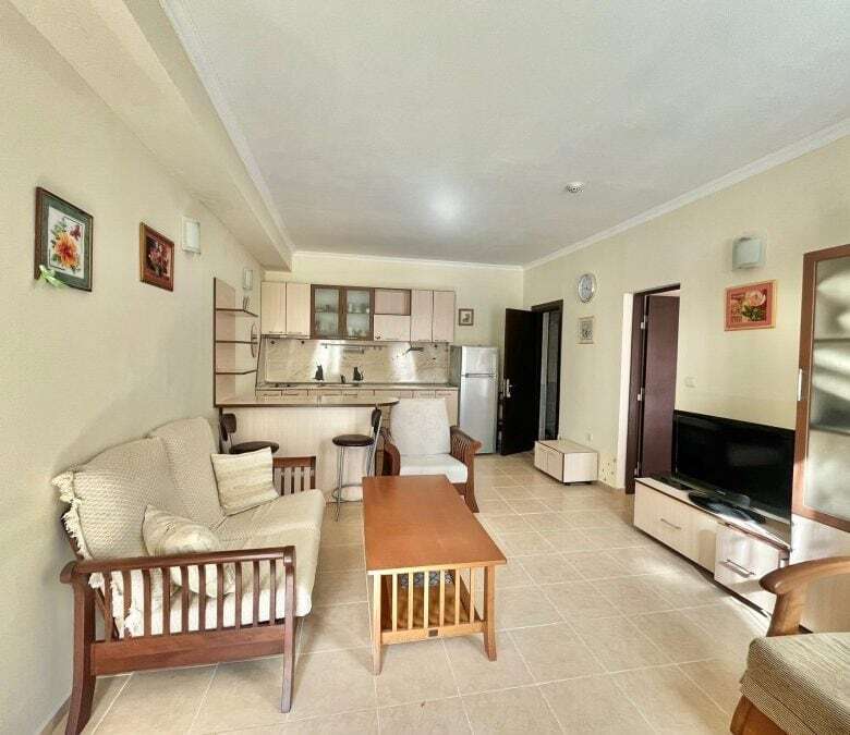 Ground floor apartment, 66 sq.m., in St. George, Sveti Vlas, 300 m to the sea.