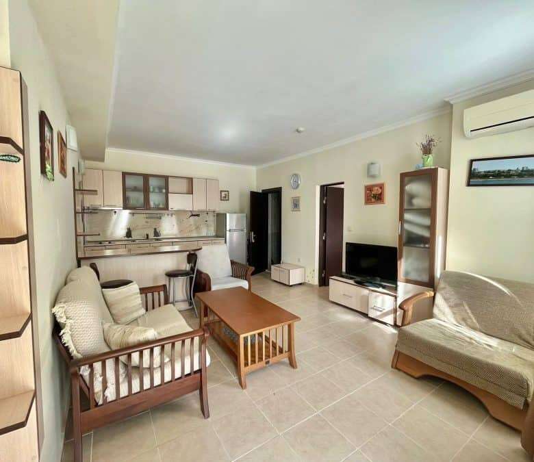 Ground floor apartment, 66 sq.m., in St. George, Sveti Vlas, close to the sea.
