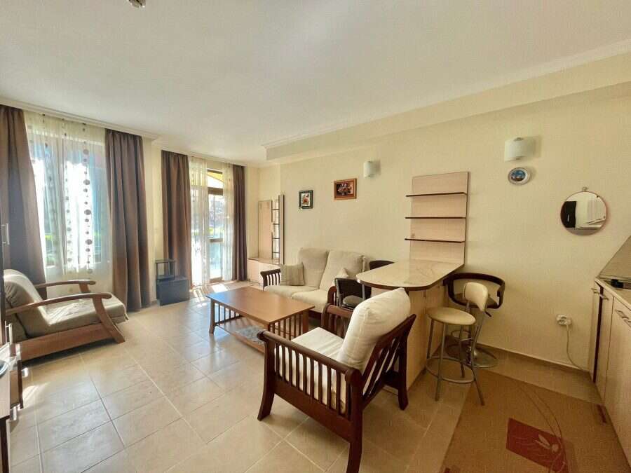 Ground floor apartment in Sveti Vlas near the sea, 66 sq.m., modern living space.