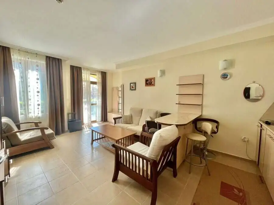 Ground floor apartment in Sveti Vlas near the sea, 66 sq.m., modern living space.