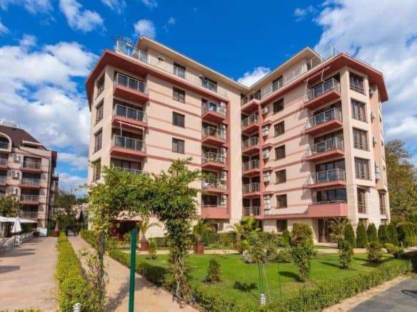 Bright 2 Bed 2 Bath apartment in Tarsis - Club & Spa, Sunny Beach, with scenic garden views.