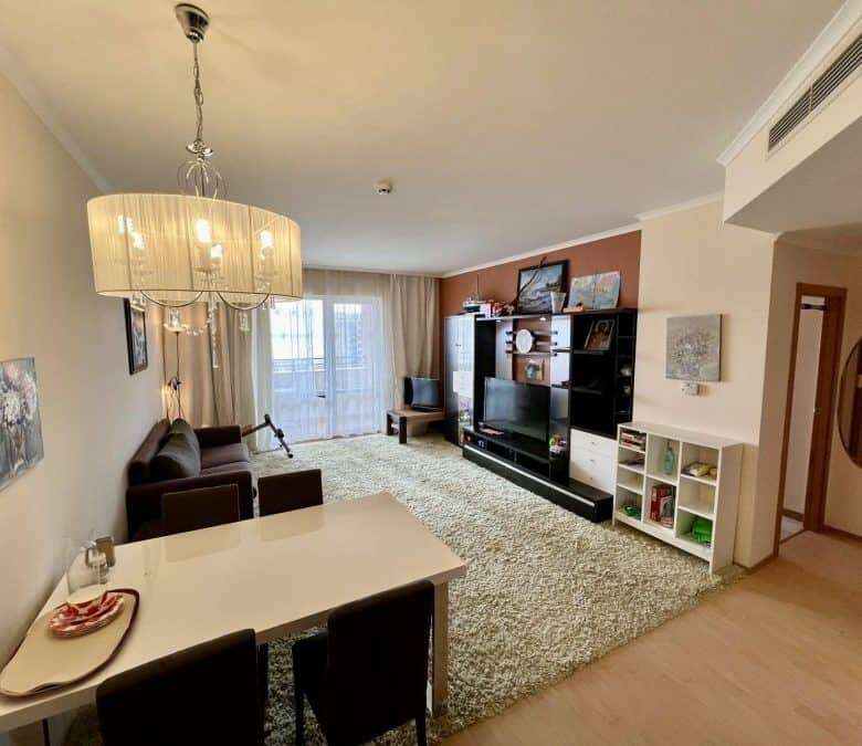 Spacious 1-bedroom apartment with stunning sea views in Sunny Beach, perfect for holiday or investme.