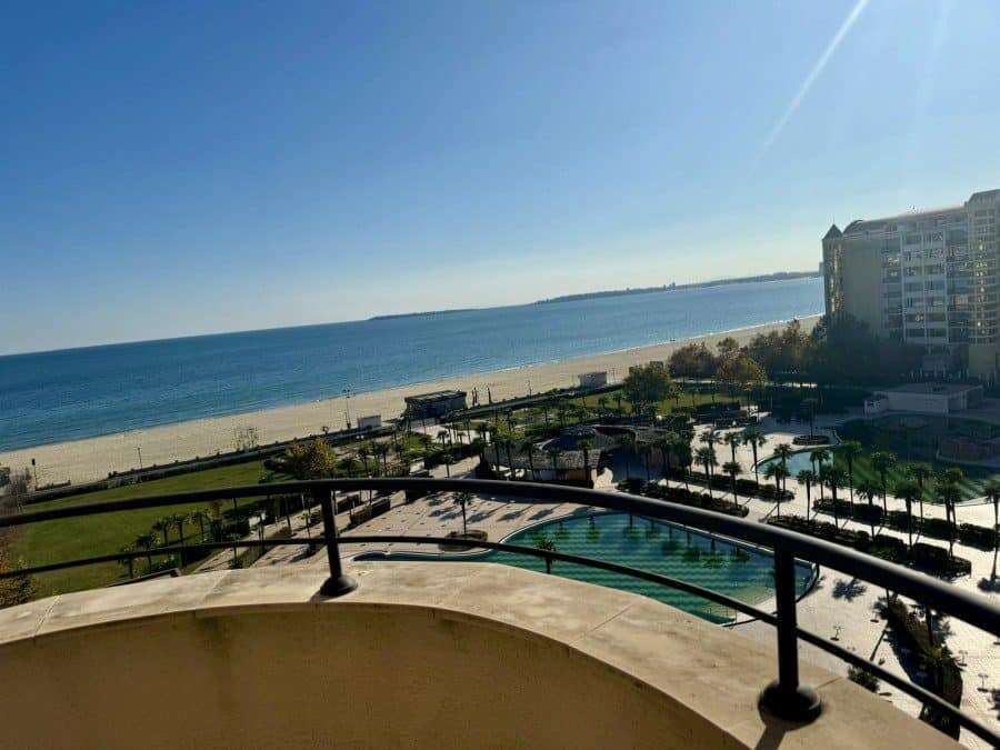 Sea View 1-Bed Apartment in Sunny Beach Bright 1-bedroom apartment with stunning sea views in Majestic, Sunny Beach. Perfect for relaxing ho.
