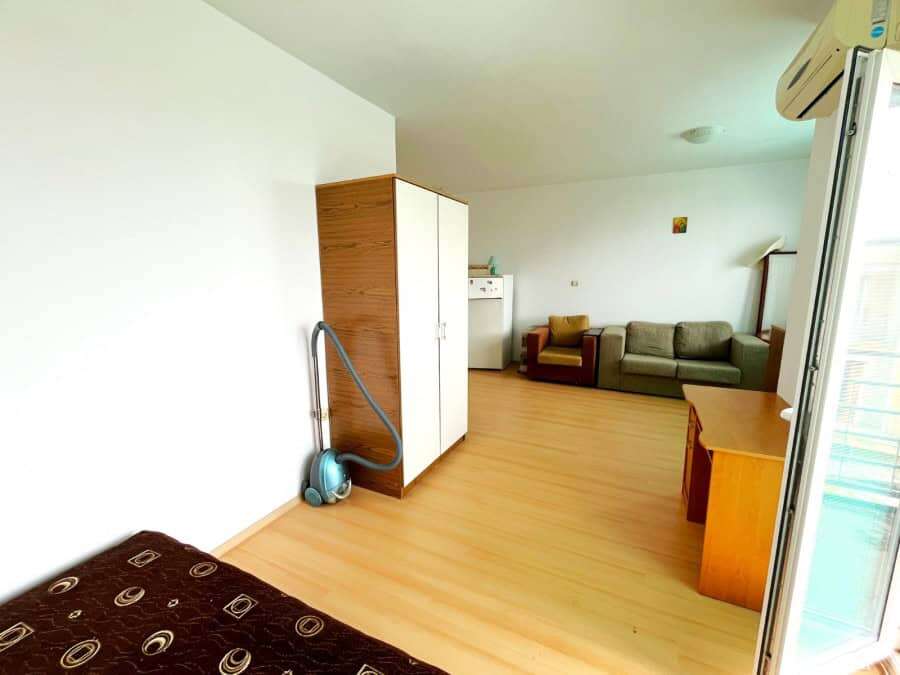 Fully furnished 46.5 sq.m. apartment in Sunny Day 5, ready for move-in, with living area and balcony.