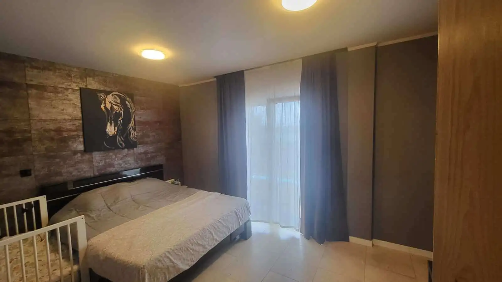 Elegant 4-bedroom villa for sale in Setubal, Portugal, featuring modern amenities and spacious livin.