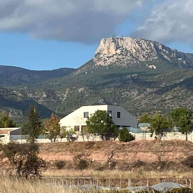 Luxury 5 Bed Villa with mountain views in Aledo Murcia.